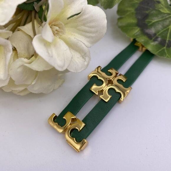 New Tory Burch Gold T Green Leather Magnetic Bracelet, Comes With Dust Bag - Picture 8 of 10